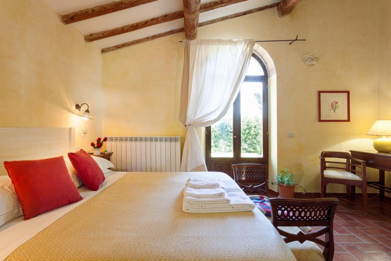 סטורניה Agriturismo Bio Aia Della Colonna מראה חיצוני תמונה